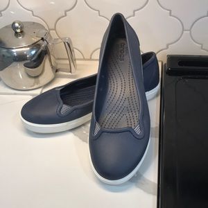 Crocs Navy flats